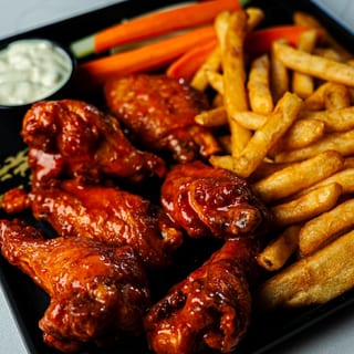 6 Pcs Taproom Smoked Wings.
